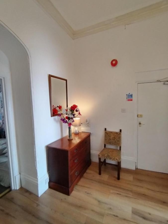 Studio With Parking Next To Port And Cliffs Apartamento Dover Exterior foto